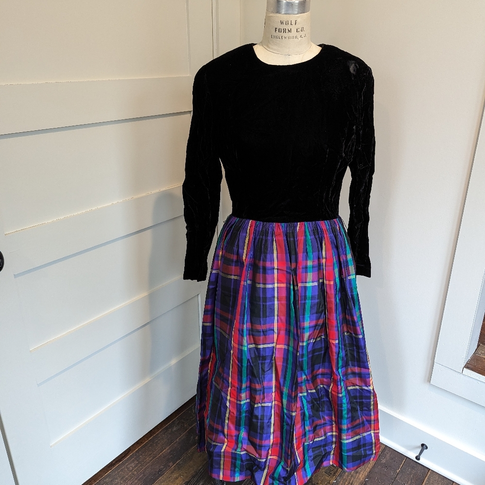 Vintage 1980s/90s  Talbot's Velvet and Taffeta Black Multicolor Plaid Maxi Dress